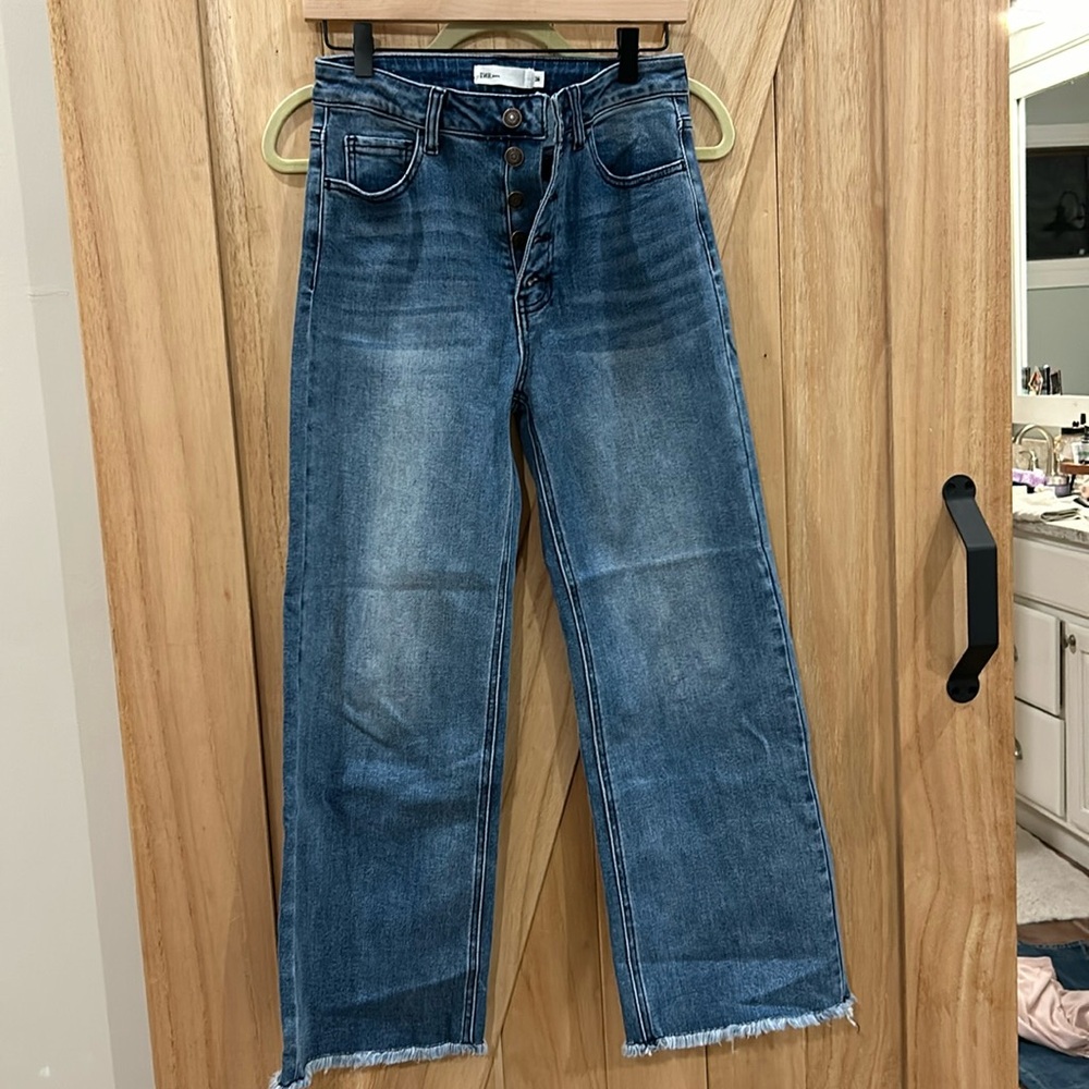 TNR jeans